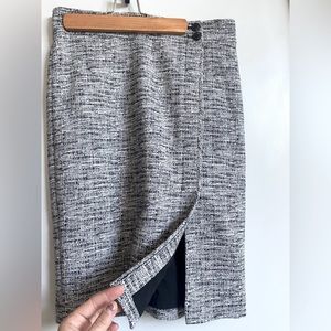 Ann Taylor tweed black/white Pencil skirt midi front slit